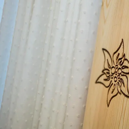 Edelweiss Blatten Loetschental 布拉腾