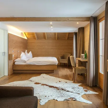 Edelweiss Blatten Loetschental 3*